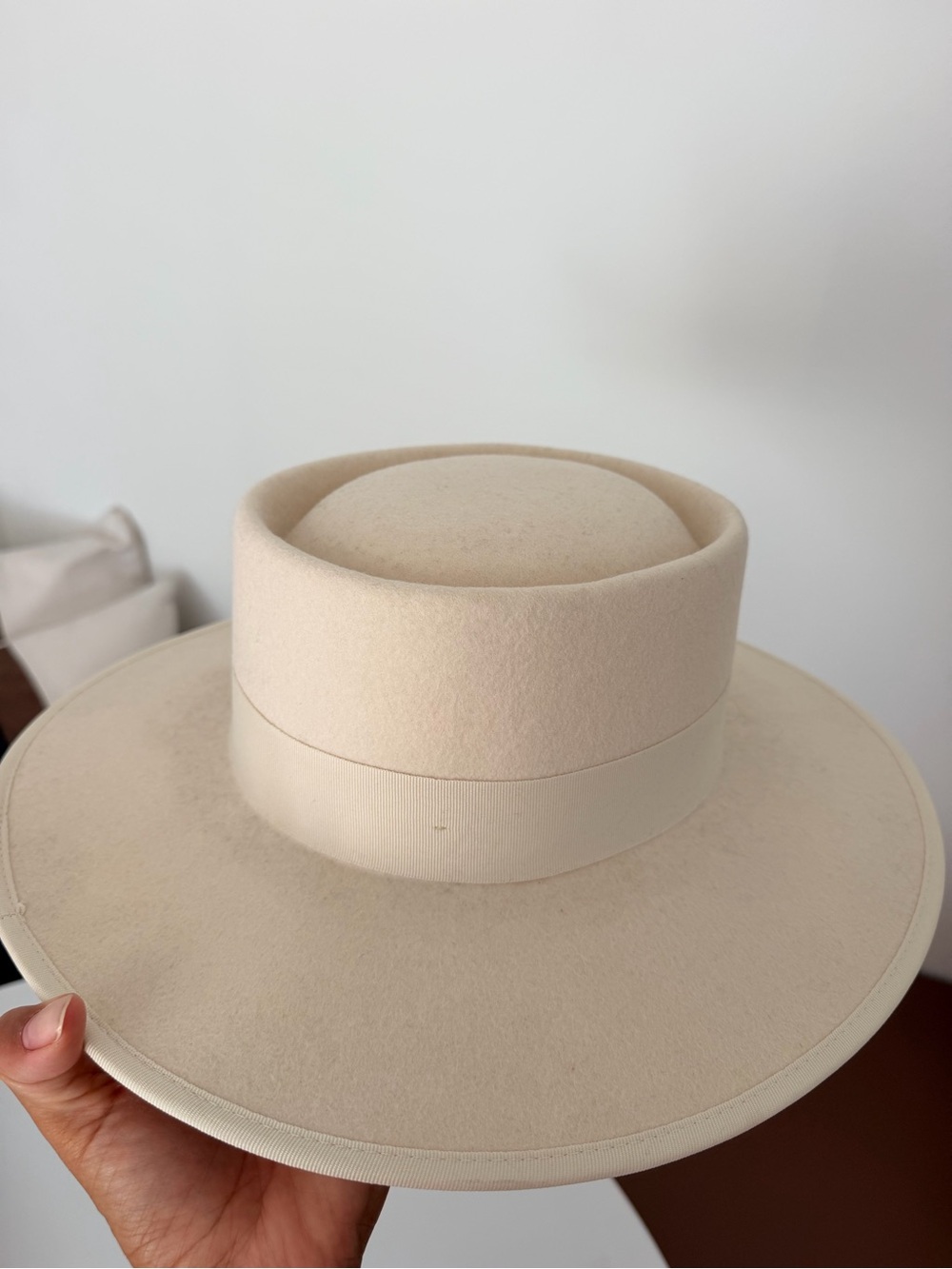 Olive & Pique Wide Brim Cream Felt Hat
